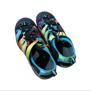 EUC Keen Sandals! Size 7 men/ 9 women